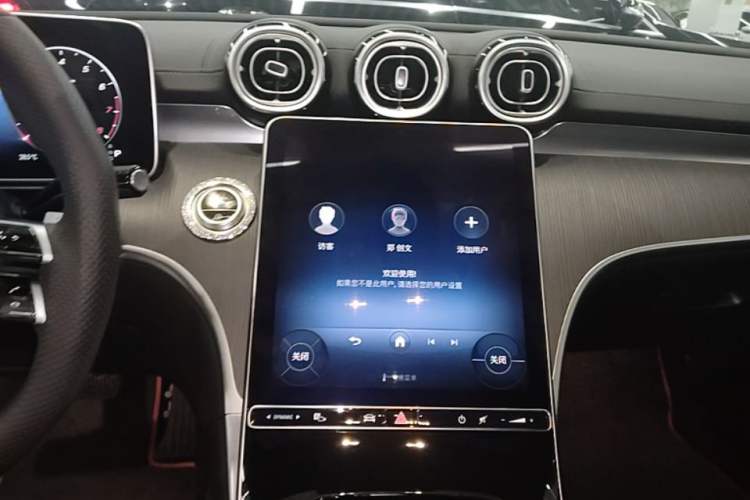 Used Mercedes-Benz C-Class 2024 Restyled C 260 L Sport Edition Audio And AC Panel