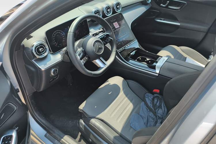 Used Mercedes-Benz C-Class 2024 Restyled C 200 L Sport Edition Driver Seat