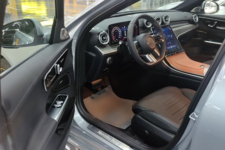 Used Mercedes-Benz C-Class 2024 Restyled C-Class 260 L Sport Edition Driver Seat