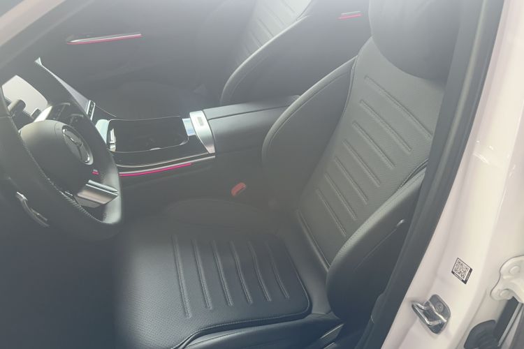 Used Mercedes-Benz C-Class 2024 Facelift C 260 L Night Edition Sport Version Left Front Seat