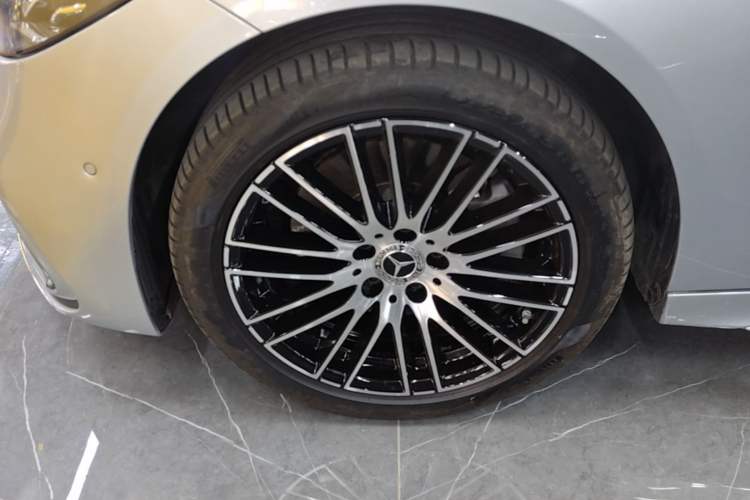 Used Mercedes-Benz C-Class 2024 Restyled C-Class 260 L Sport Edition Left Front Wheel Hub