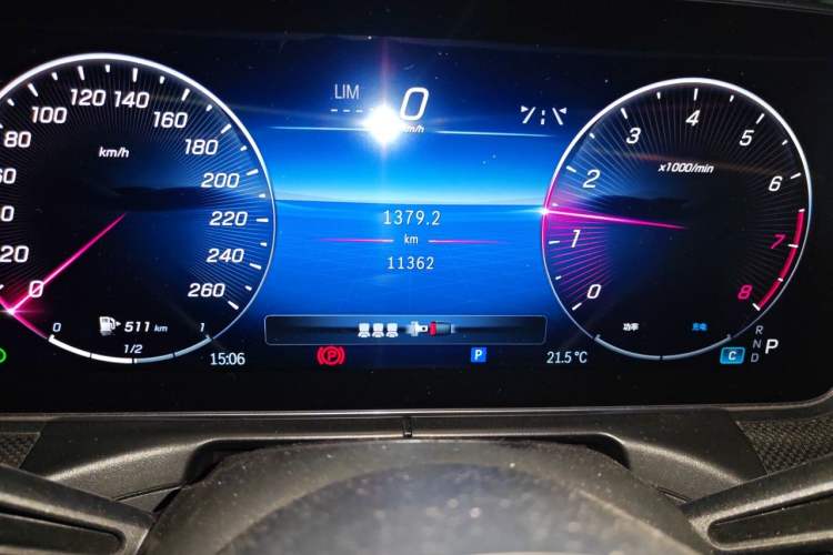 Used Mercedes-Benz C-Class 2024 Restyled C 260 L Sport Edition Odometer Close Up