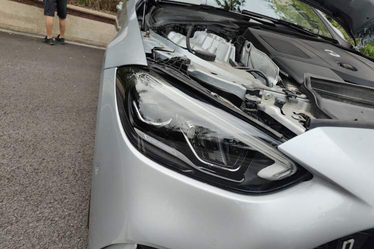 Used Mercedes-Benz C-Class 2024 C 260 L Sport Edition Right Front Headlight