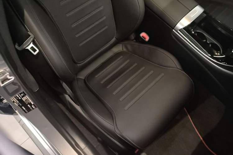 Used Mercedes-Benz C-Class 2024 Restyled C 260 L Sport Edition Right Front Seat