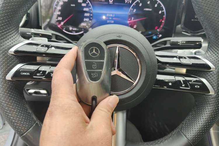 Used Mercedes-Benz C-Class 2024 C 260 L Sport Edition Vehicle Key