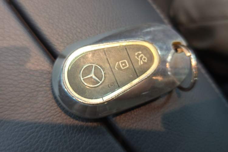 Used Mercedes-Benz C-Class 2024 Restyled C-Class 260 L Sport Edition Vehicle Key