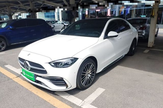 Mercedes-Benz C-Class 2024 Restyled C-Class 260 L Sport Edition usado