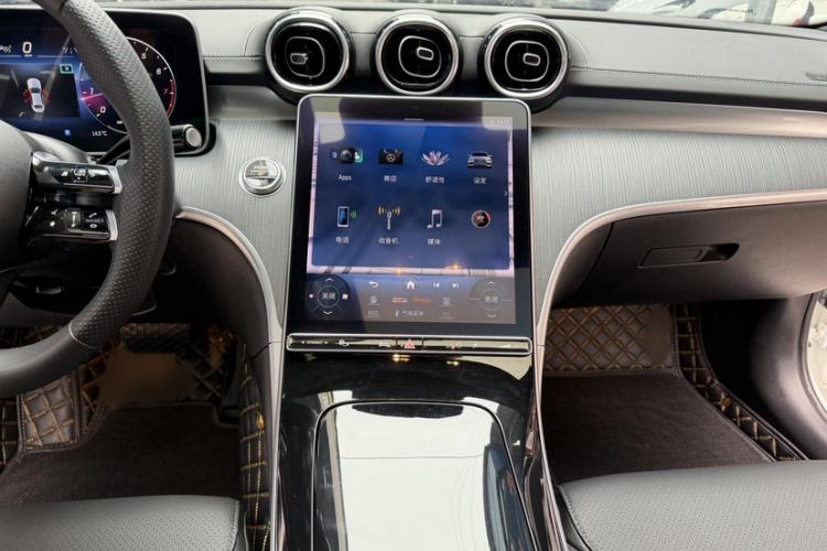 Used Mercedes-Benz C-Class 2024 Restyled C 200 L Sport Edition Audio And AC Panel
