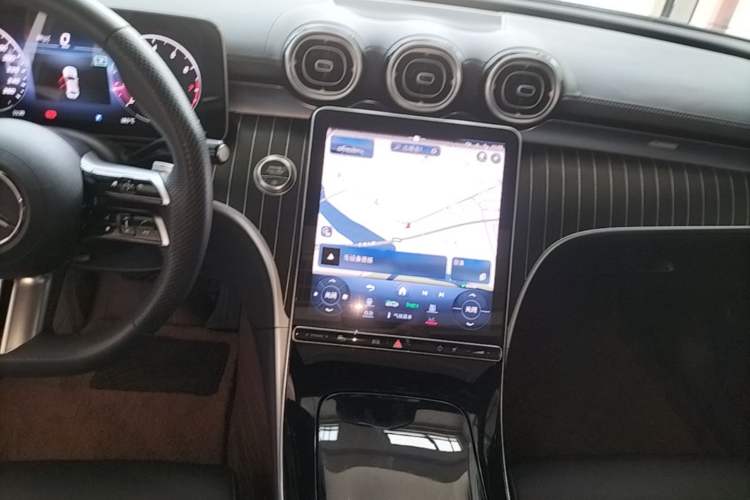 Used Mercedes-Benz C-Class 2024 Restyled C 260 L Sport Edition Audio And AC Panel