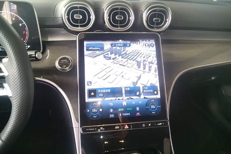 Used Mercedes-Benz C-Class 2024 Restyled C 260 L Sport Edition Audio And AC Panel