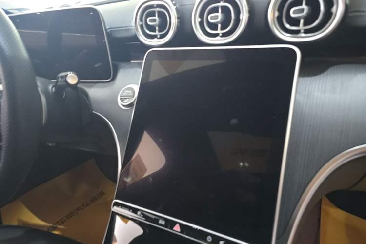 Used Mercedes-Benz C-Class 2024 C 200 L Sport Edition Audio And AC Panel