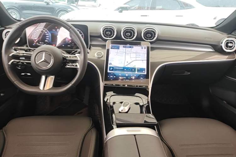 Used Mercedes-Benz C-Class 2024 Restyled C 260 L Sport Edition Audio And AC Panel