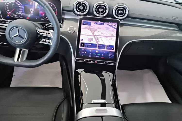 Used Mercedes-Benz C-Class 2024 Second Facelift C 260 L Starry Night Sport Edition Audio And AC Panel