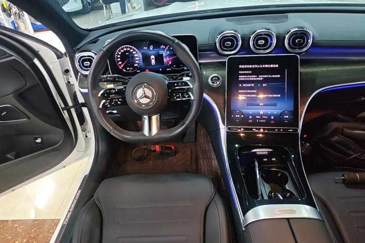 Used Mercedes-Benz C-Class 2024 Second Facelift C 260 L Sport Edition Audio And AC Panel