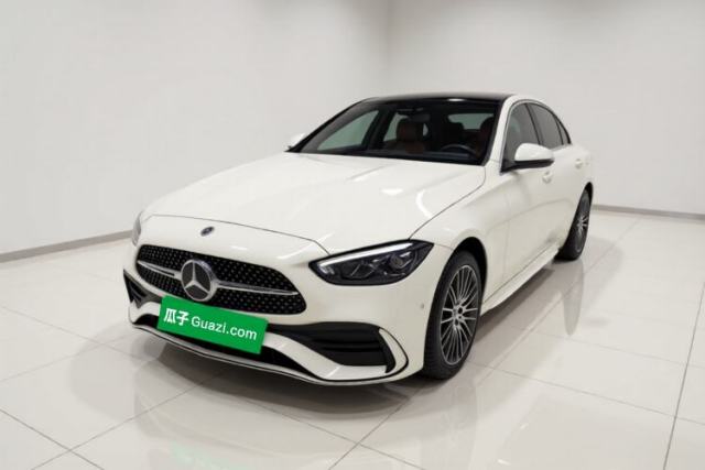 Mercedes-Benz C-Class 2024 Restyled C-Class 260 L Sport Edition usado