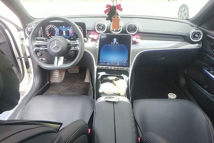 Used Mercedes-Benz C-Class 2024 Restyled C 260 L Sport Edition Center Console