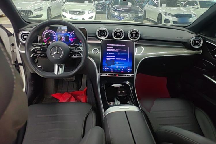 Used Mercedes-Benz C-Class 2024 Second Facelift C 260 L Sport Edition Center Console