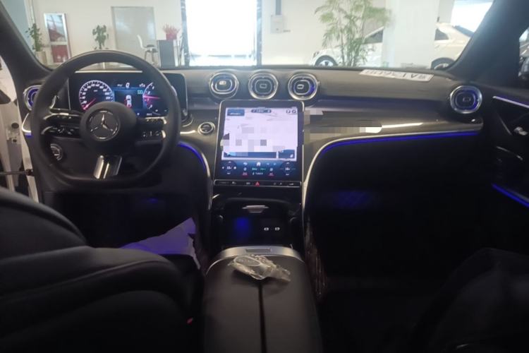 Used Mercedes-Benz C-Class 2024 Restyled C-Class 260 L Sport Edition Center Console