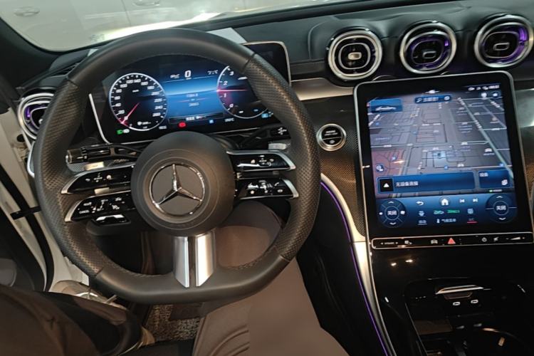 Used Mercedes-Benz C-Class 2024 Restyled C 260 L Sport Edition Center Console