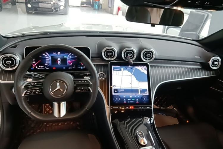 Used Mercedes-Benz C-Class 2024 Restyled C 260 L Sport Edition Center Console