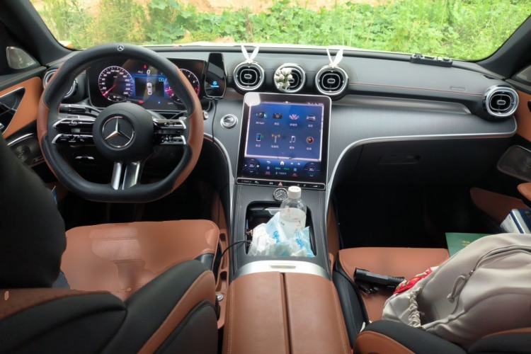 Used Mercedes-Benz C-Class 2024 C 260 L Sport Edition Center Console