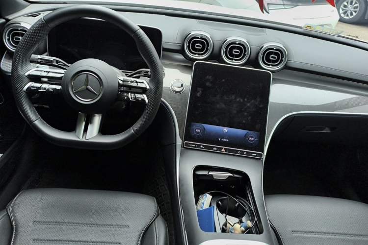 Used Mercedes-Benz C-Class 2024 Restyled C-Class 260 L Sport Edition Center Console