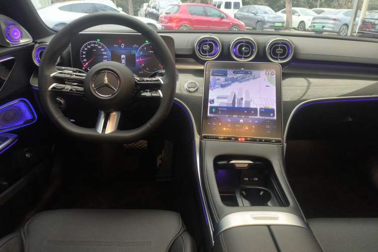 Used Mercedes-Benz C-Class 2024 C 260 L Sport Edition Center Console