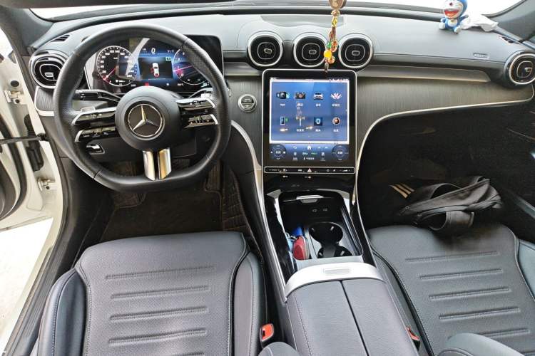 Used Mercedes-Benz C-Class 2024 C 200 L Sport Edition Center Console