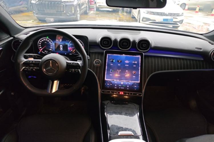 Used Mercedes-Benz C-Class 2024 C 200 L Sport Edition Center Console