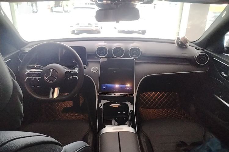 Used Mercedes-Benz C-Class 2024 Restyled C 200 L Sport Edition Center Console