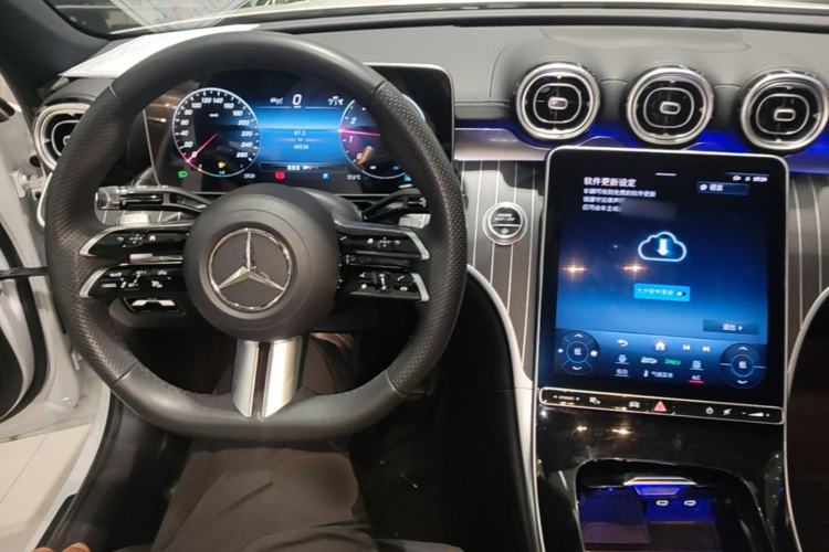 Used Mercedes-Benz C-Class 2024 C 260 L Sport Edition Center Console