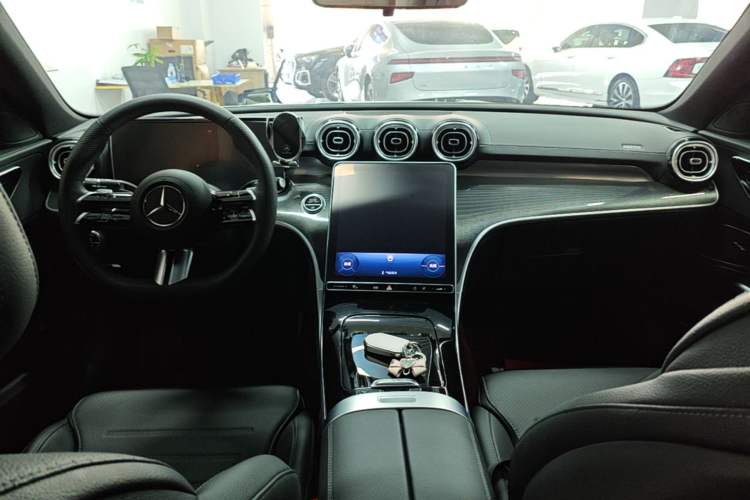 Used Mercedes-Benz C-Class 2024 Restyled C-Class 260 L Sport Edition Center Console