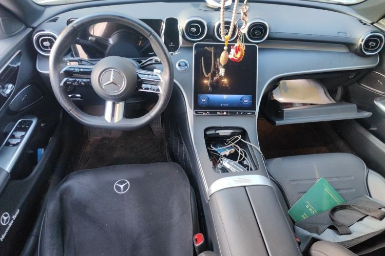 Used Mercedes-Benz C-Class 2024 C 200 L Sport Edition Center Console