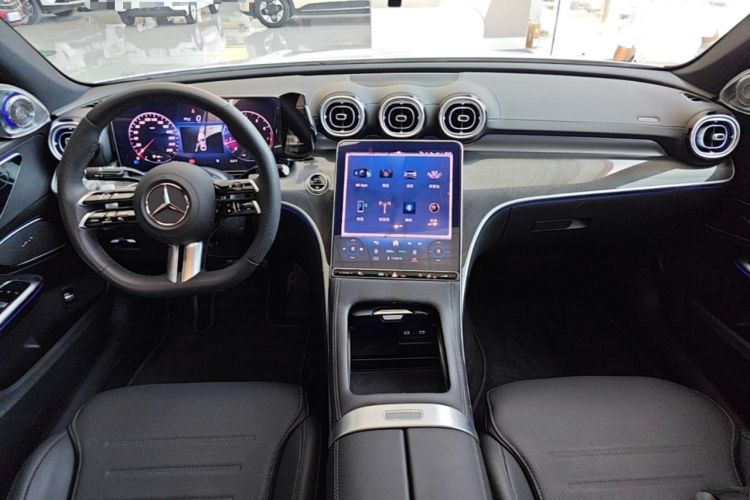 Used Mercedes-Benz C-Class 2024 Second Facelift C 260 L Sport Edition Center Console