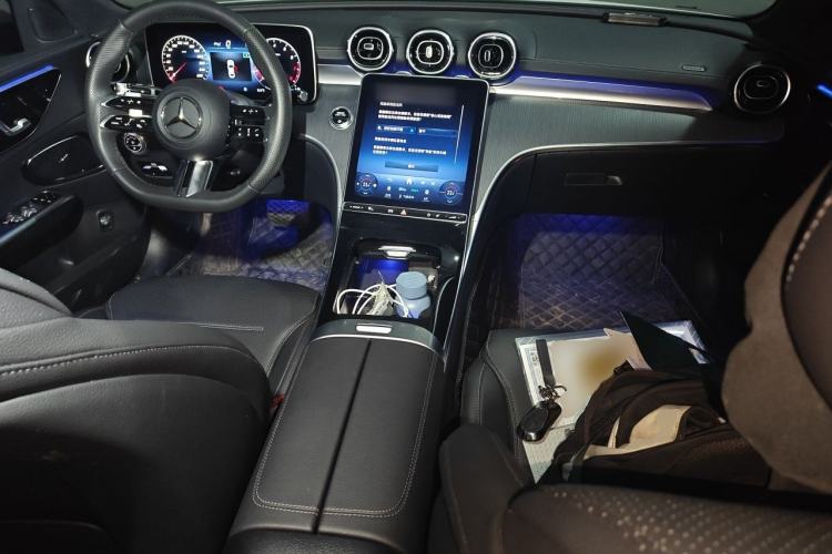 Used Mercedes-Benz C-Class 2024 C 200 L Sport Edition Center Console
