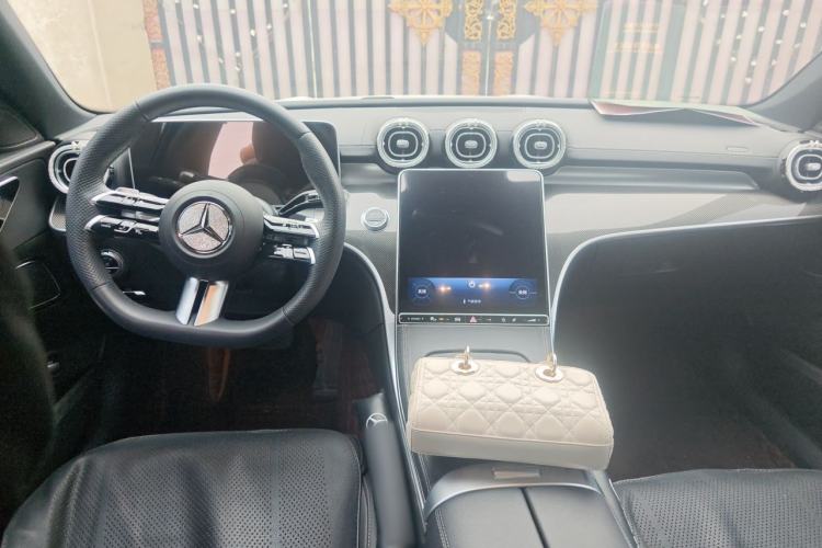 Used Mercedes-Benz C-Class 2024 C 260 L Sport Edition Center Console