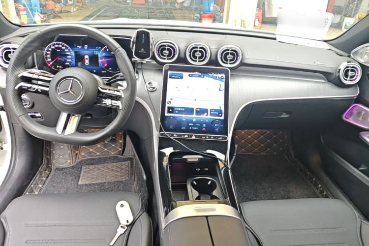 Used Mercedes-Benz C-Class 2024 C 260 L Sport Edition Center Console