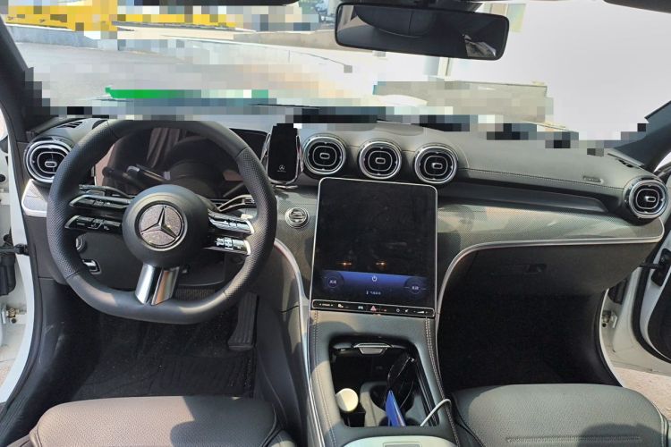 Used Mercedes-Benz C-Class 2024 Facelift C 260 L Night Edition Sport Version Center Console