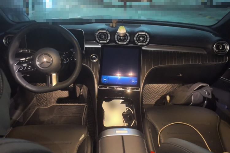 Used Mercedes-Benz C-Class 2024 Second Facelift C 260 L Sport Edition Center Console