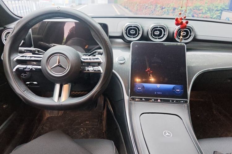 Used Mercedes-Benz C-Class 2024 Restyled C 260 L Sport Edition Center Console