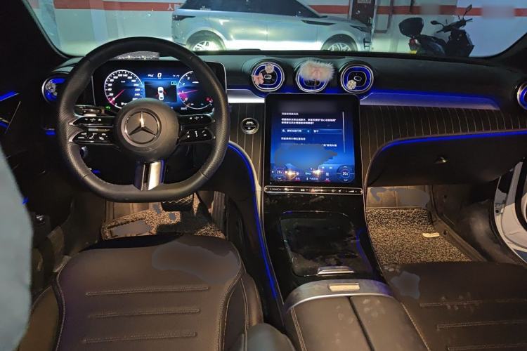 Used Mercedes-Benz C-Class 2024 C 260 L Sport Edition Center Console