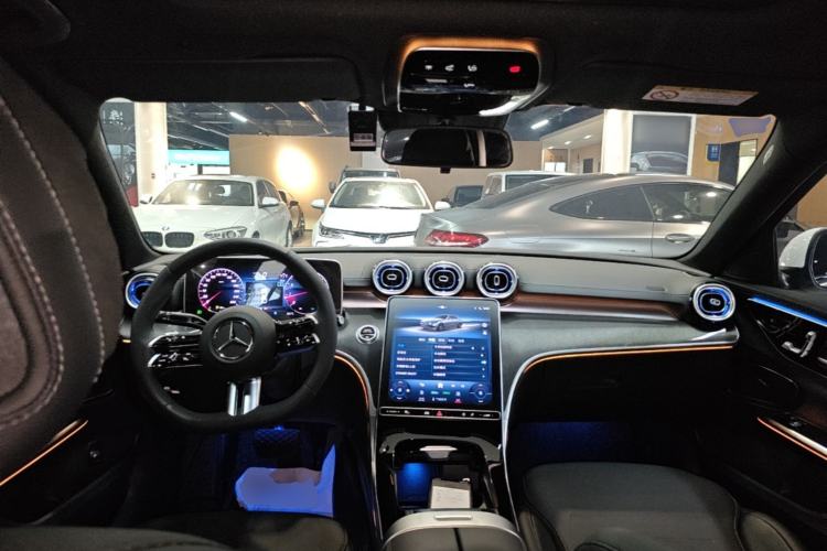 Used Mercedes-Benz C-Class 2024 Restyled C-Class 260 L Sport Edition Center Console