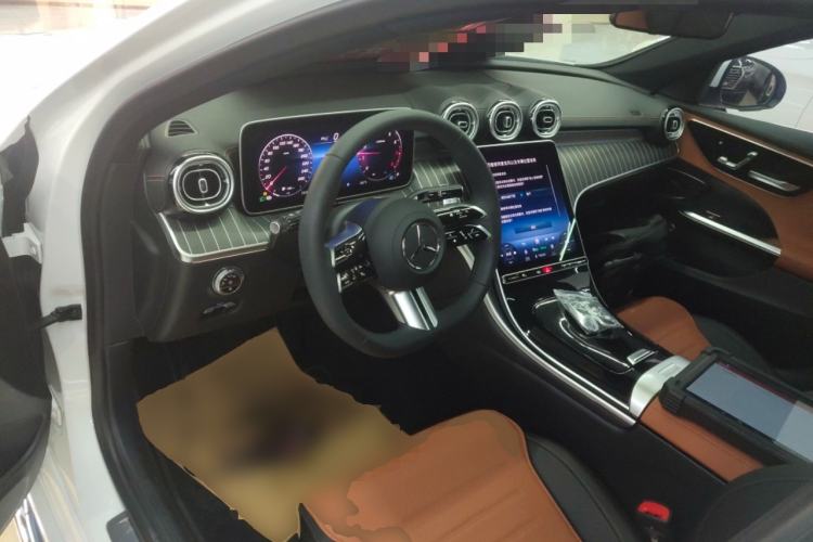 Used Mercedes-Benz C-Class 2024 Restyled C-Class 260 L Sport Edition Center Console