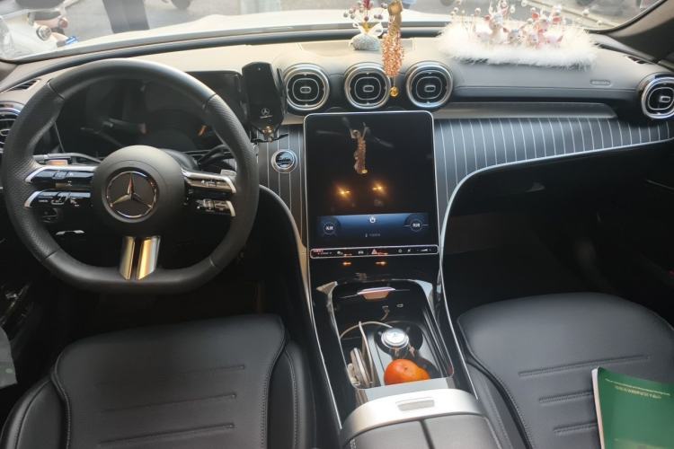 Used Mercedes-Benz C-Class 2024 C 260 L Sport Edition Center Console
