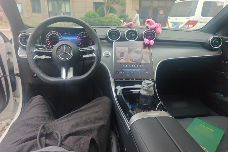 Used Mercedes-Benz C-Class 2024 Restyled C 200 L Sport Edition Center Console