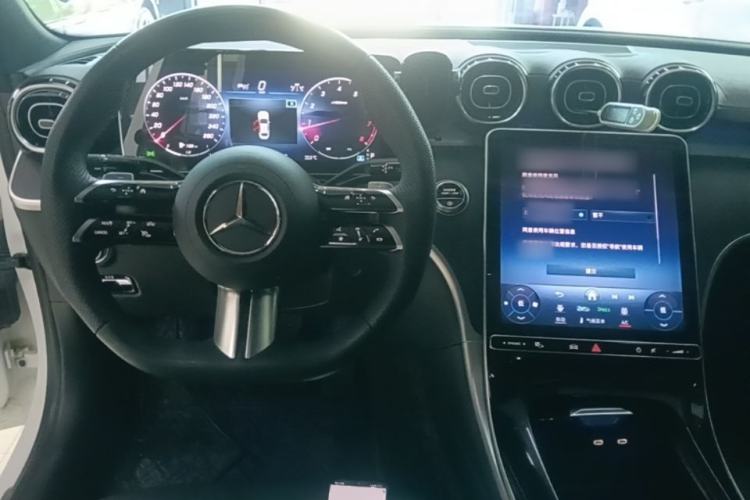 Used Mercedes-Benz C-Class 2024 C 200 L Sport Edition Center Console