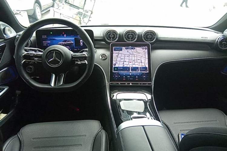 Used Mercedes-Benz C-Class 2024 C 200 L Sport Edition Center Console