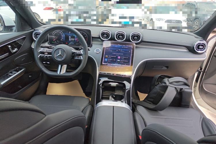 Used Mercedes-Benz C-Class 2024 C 260 L Sport Edition Center Console