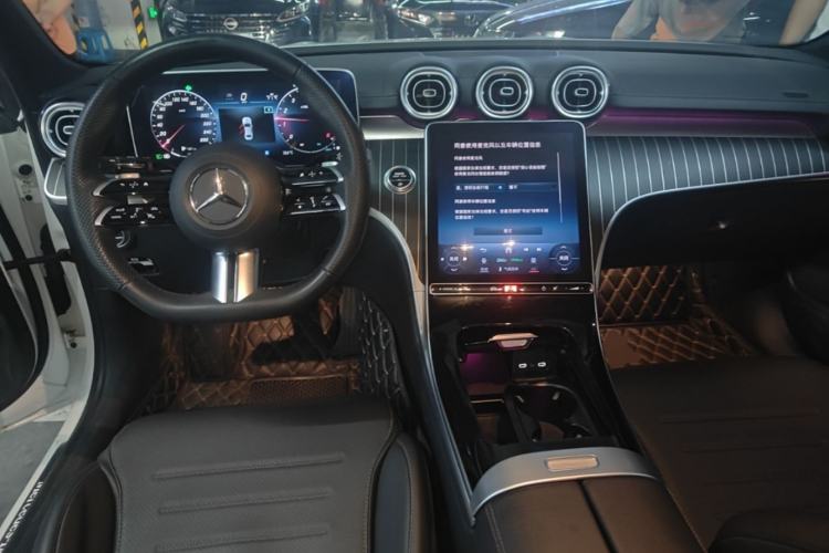 Used Mercedes-Benz C-Class 2024 C 260 L Sport Edition Center Console
