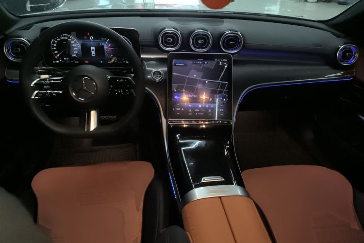 Used Mercedes-Benz C-Class 2024 C 260 L Sport Edition Center Console